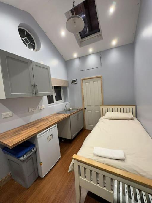 Cosy Quiet Single Studio Merton  Bagian luar foto